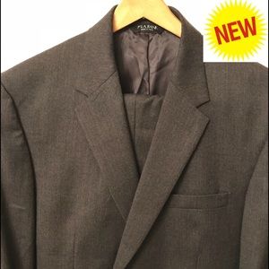 46R Joseph A Banks 2 button suit brand spankin new